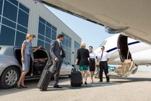 7 Great Benefits of Hiring an Airport Limousine Service